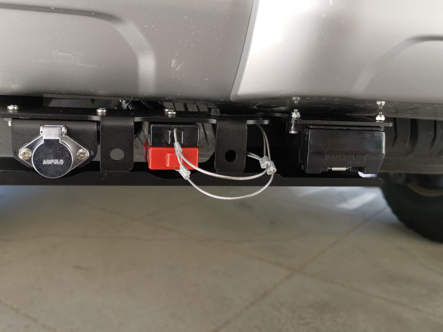 TLR Trailer Bracket for Toyota Landcruiser 300 Series – Left Hand Side
