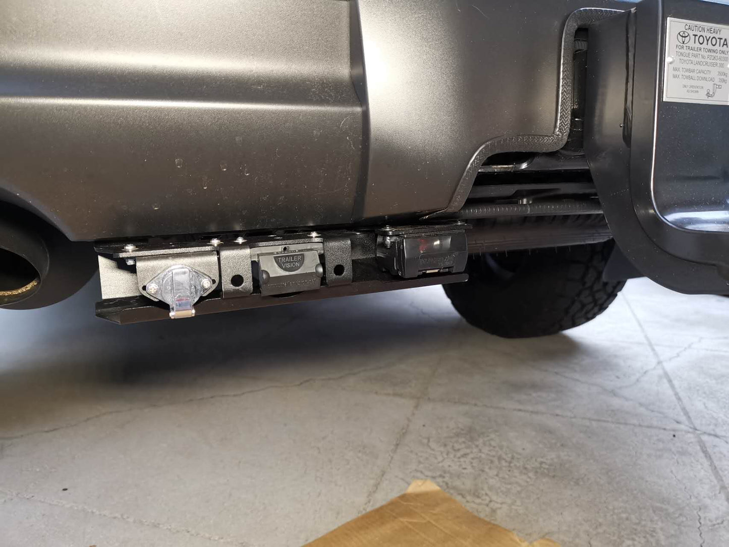 TLR Trailer Bracket for Toyota Landcruiser 300 Series – Left Hand Side