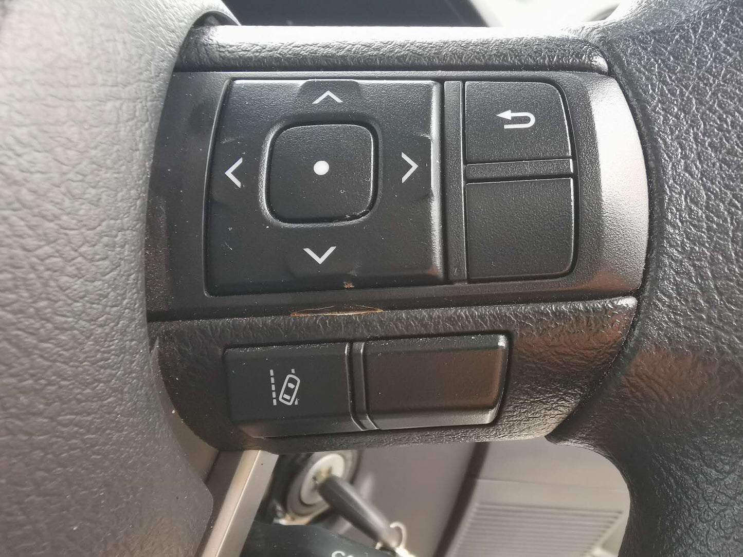 Lane Departure Alert Auto Switch-off at Startup for Toyota Land Cruiser 70 all series 76 / 78 / 79 (2022 - current)