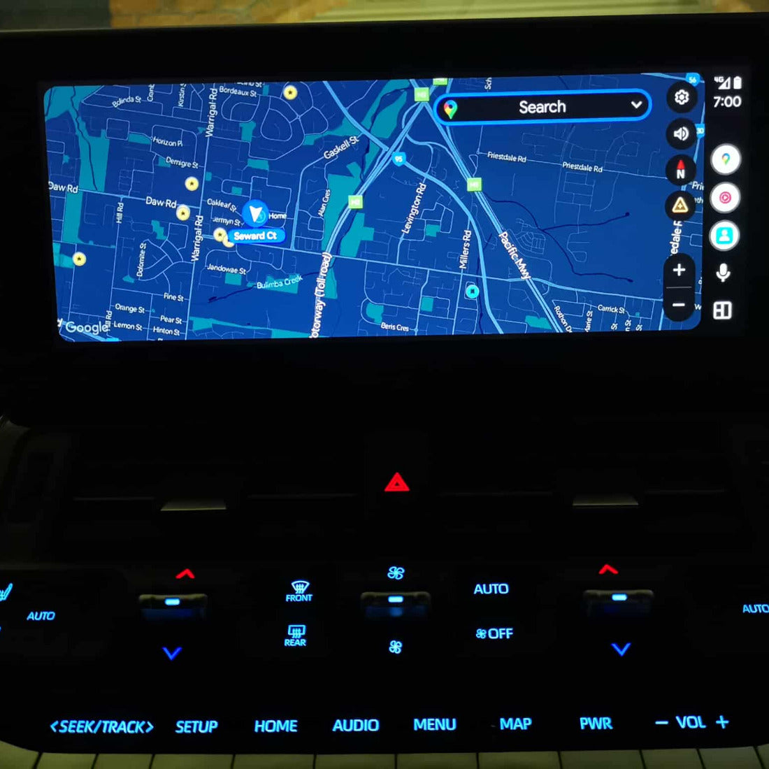 Full Screen Wireless & Wired Apple Carplay & Android Auto with optional Caravan Camera Integration for Toyota Land Cruiser 300 (2021 - 2024)