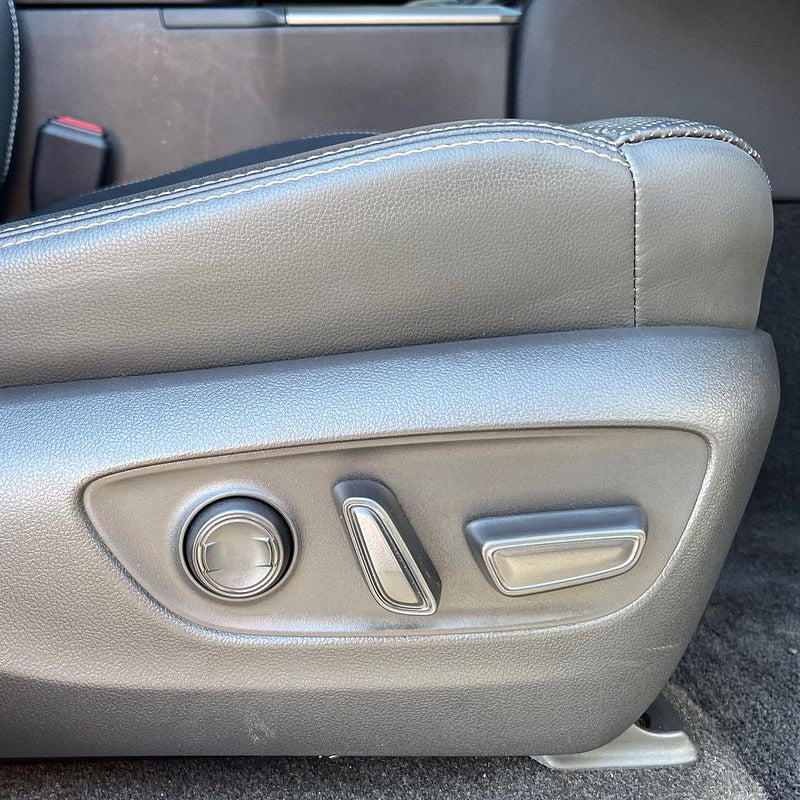 Memory Seats compatible with Toyota LandCruiser 300 LC300